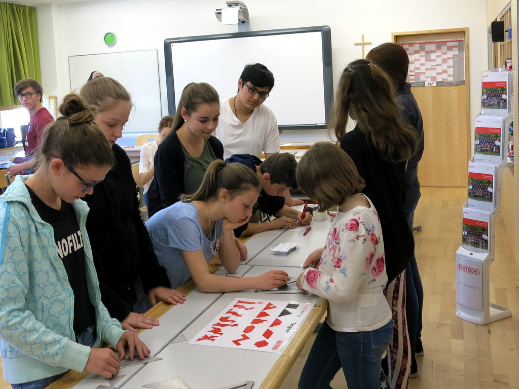 HP_2015_Schulbesuch_MS_N__ziders_01.jpg