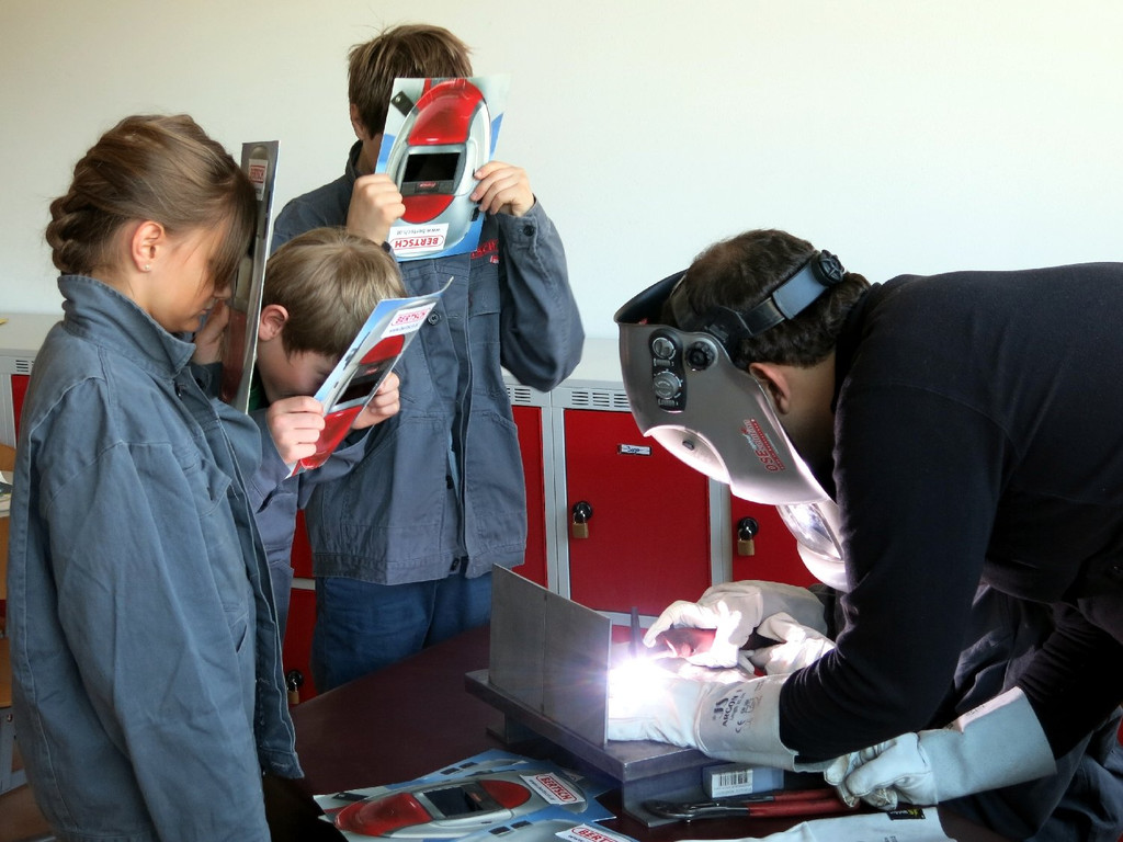 HP_2015_Schulbesuch_MS_N__ziders_03.jpg