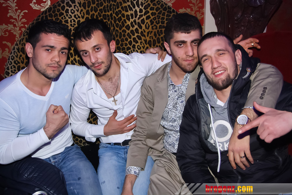 14018585.jpg