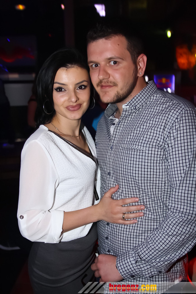 14018541.jpg