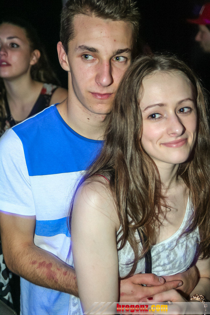 14019136.jpg