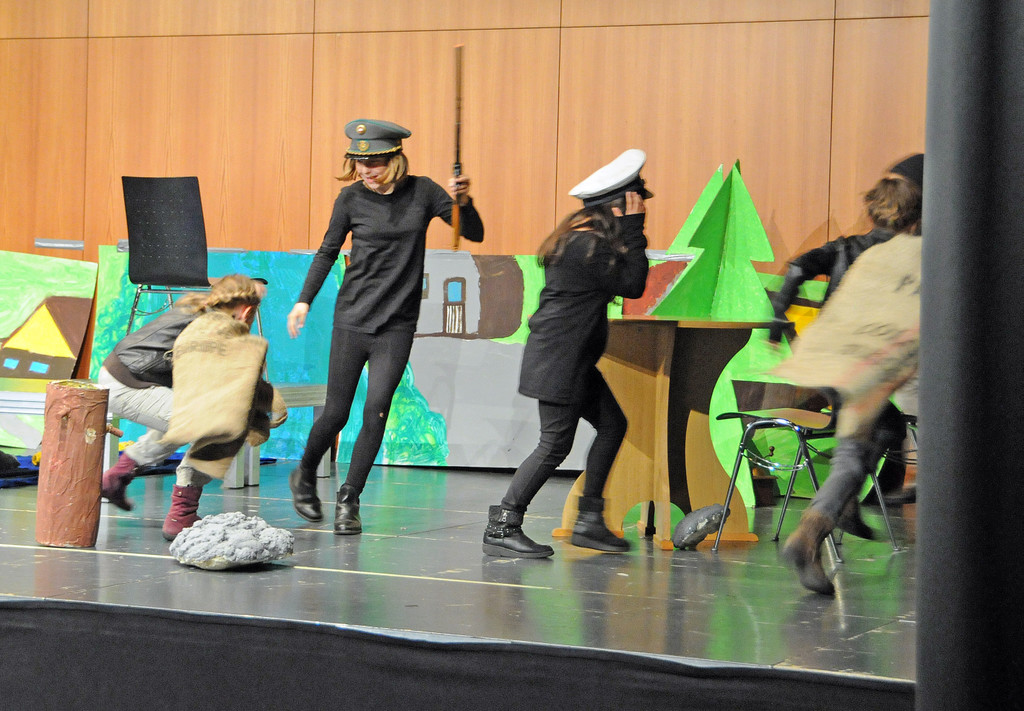 Schultheater_3 21.jpg