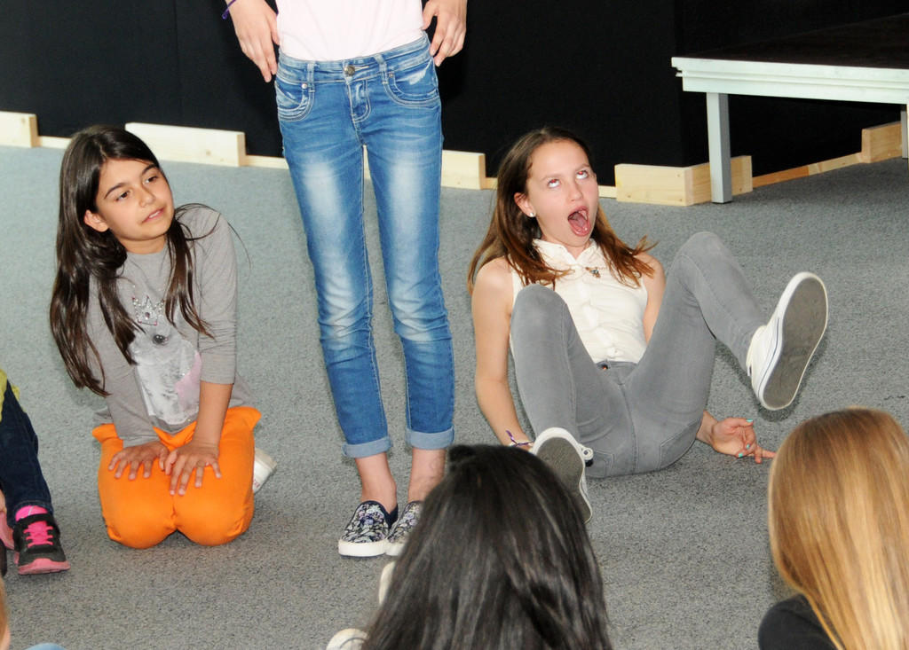 Schultheater_4 24-04-2015 9.jpg