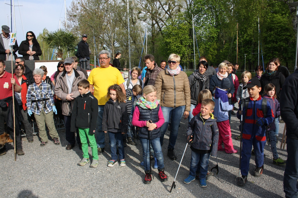 Landschaftsreinigung am See 25-04-2015 _6_.JPG