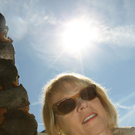 Absolut „in" sind diese Saison vor allem "Kult"-Sonnenbrillen der 50er und 60er Jahre, wie die „Wayfarer" vo
