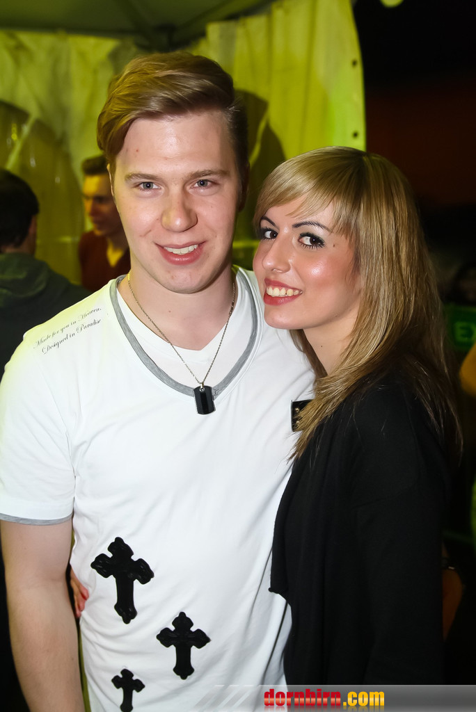 14026644.jpg