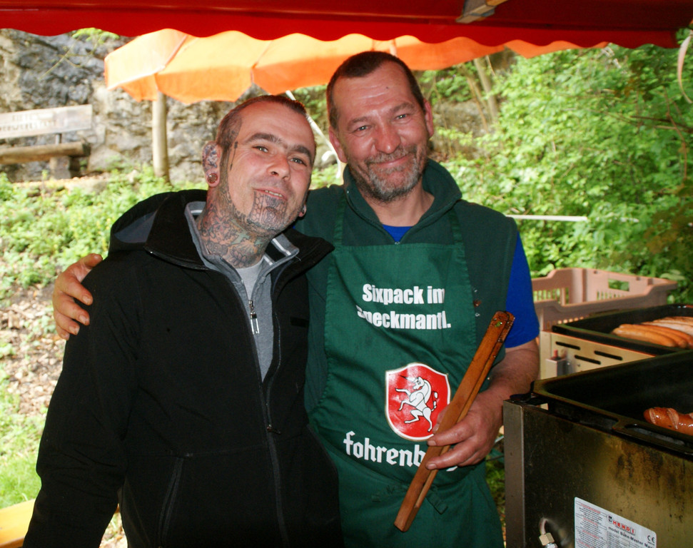 Markus und Markus_ die Grillmeister.JPG