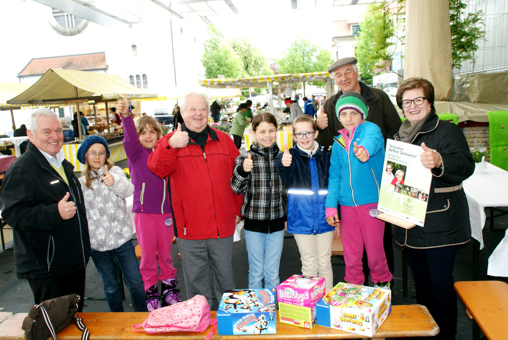 Jung und alt verstanden sich pr__chtig.JPG