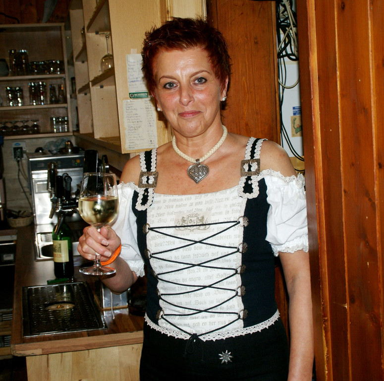 Andra_ Prosit zum 1_ Mai.JPG