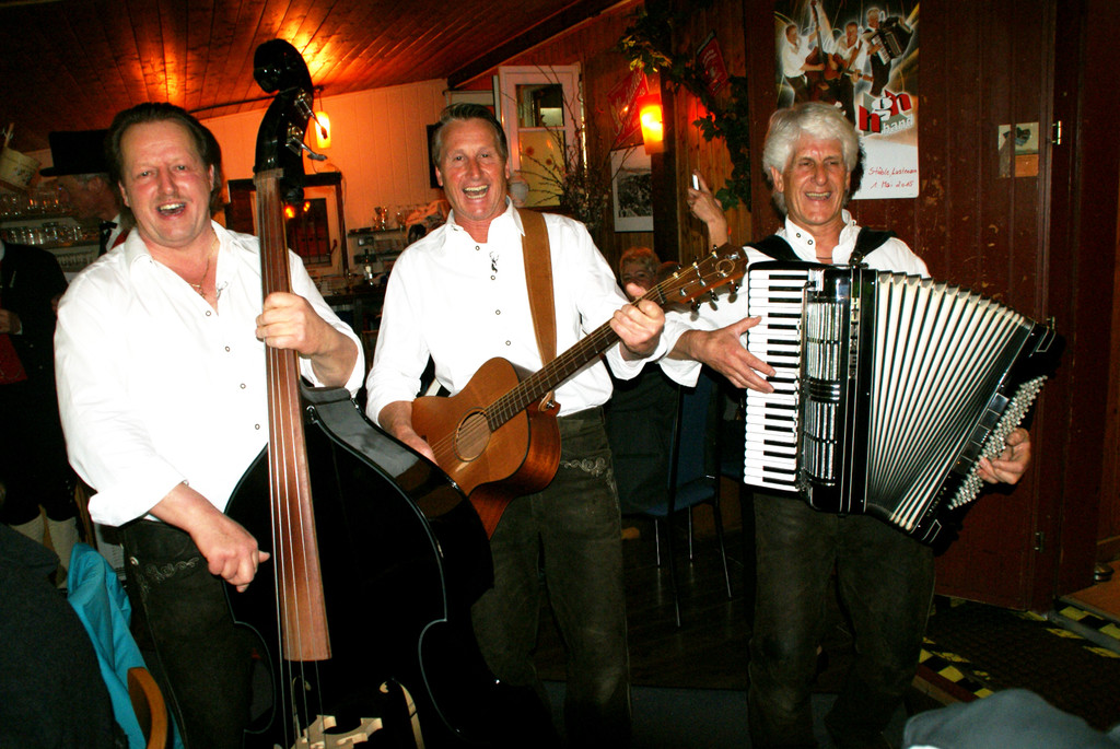 HGH sorgten f__r Bombenstimmung.JPG