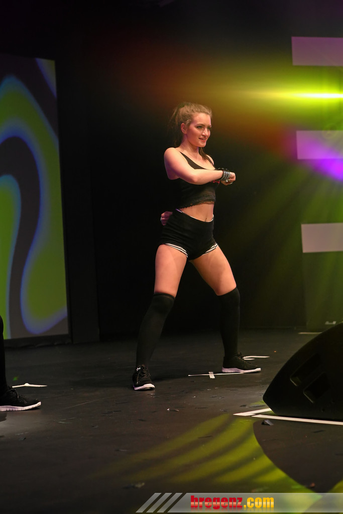 14031132.jpg