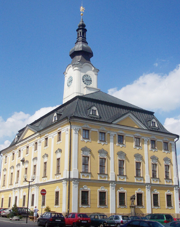 Policka12 _Rathaus_.jpg