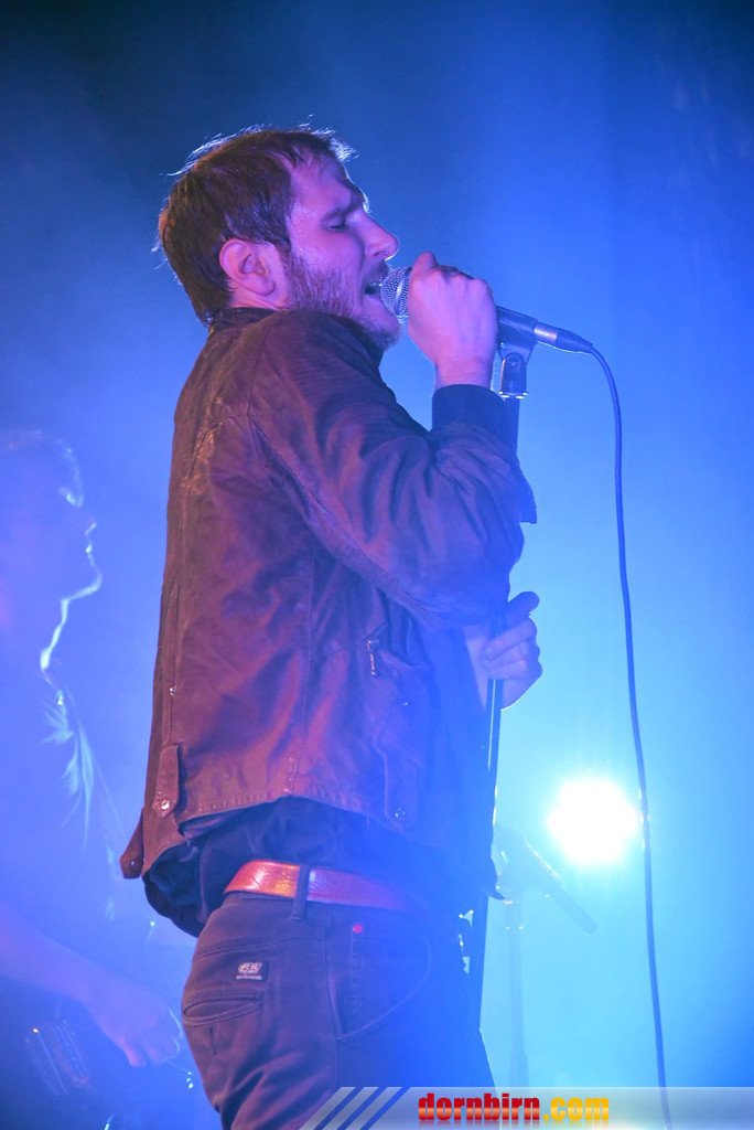 14031689.jpg
