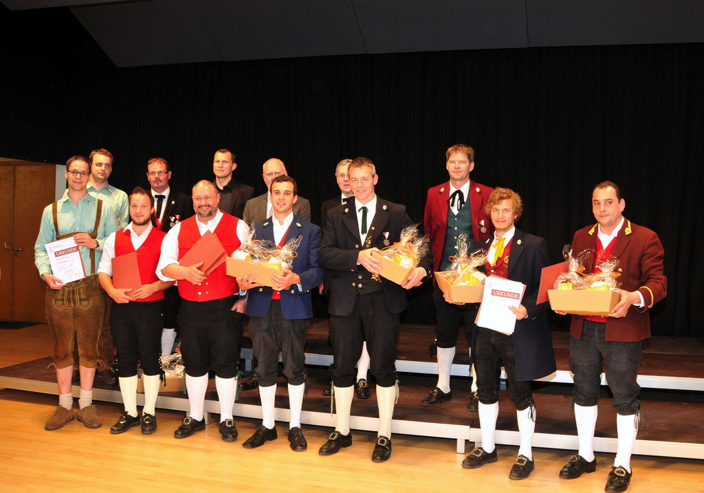 Bezirkswettbewerb_2015_Teilnehmer.jpg