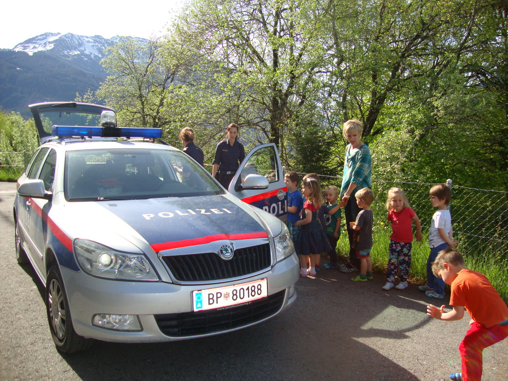 Die Polizei zu Besuch - 11_5 _31_ - Kopie.JPG