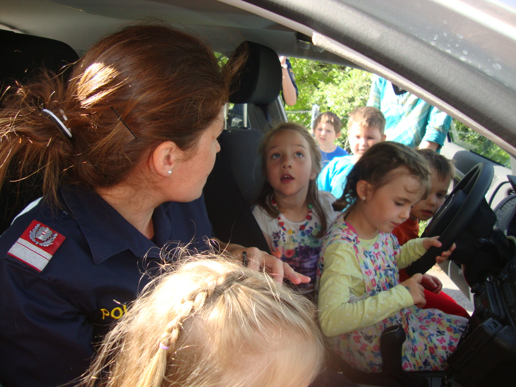 Die Polizei zu Besuch - 11_5 _34_ - Kopie.JPG