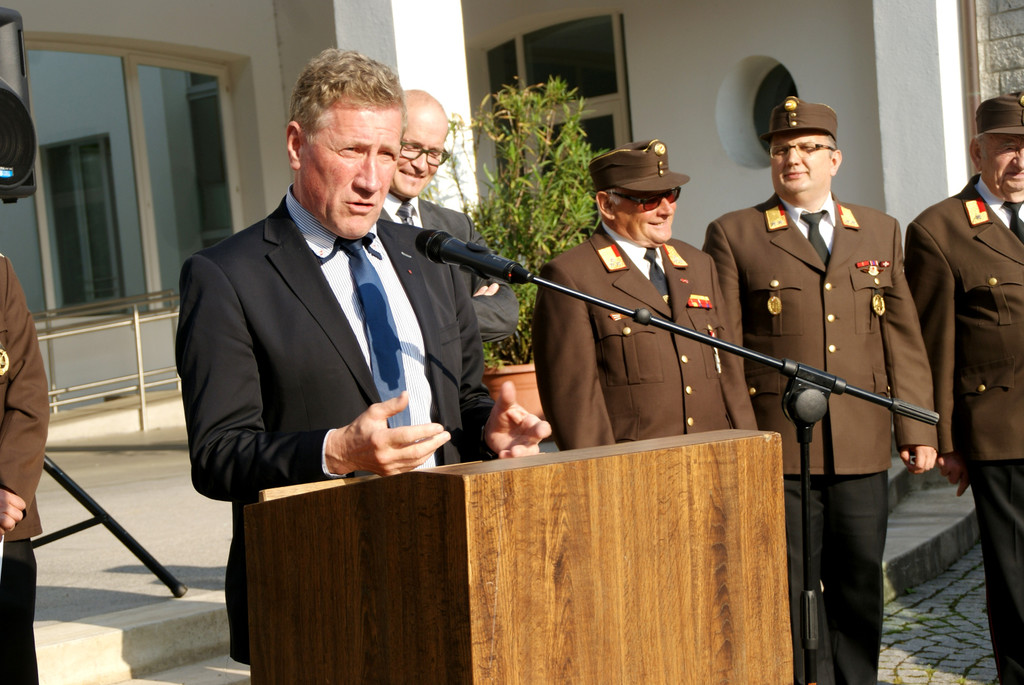 LR Erich Schw__rzler.JPG