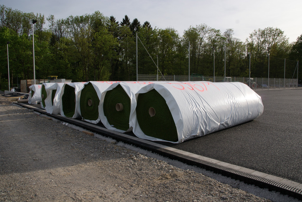Bauarbeiten_am_Sportplatz_2015-05-11_DSC06707_ausgew__hlt.JPG