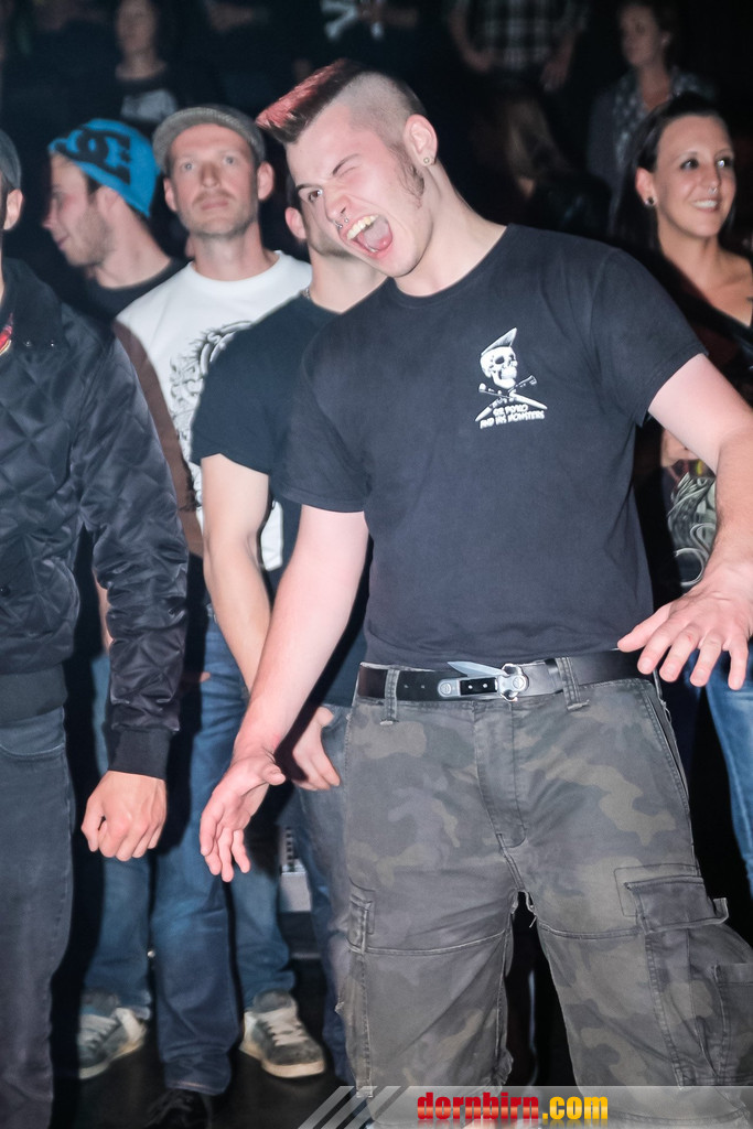 14044387.jpg