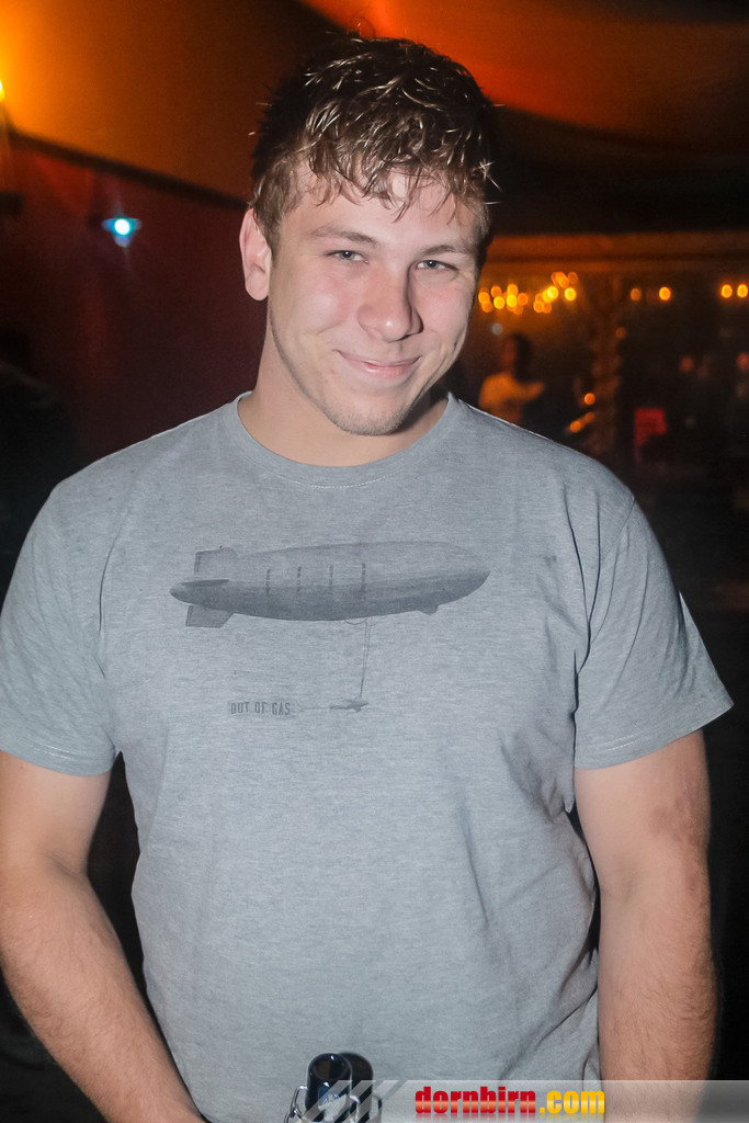 14044346.jpg