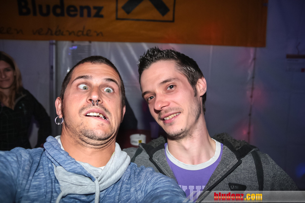 14044185.jpg
