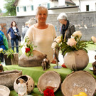 Elisabeth Begle aus Altach mit ihren Kreationen aus Ton.JPG