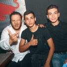 14046340.jpg