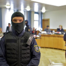 Terrorprozess gegen 16-jähriges Mädchen im Tschador in Wien