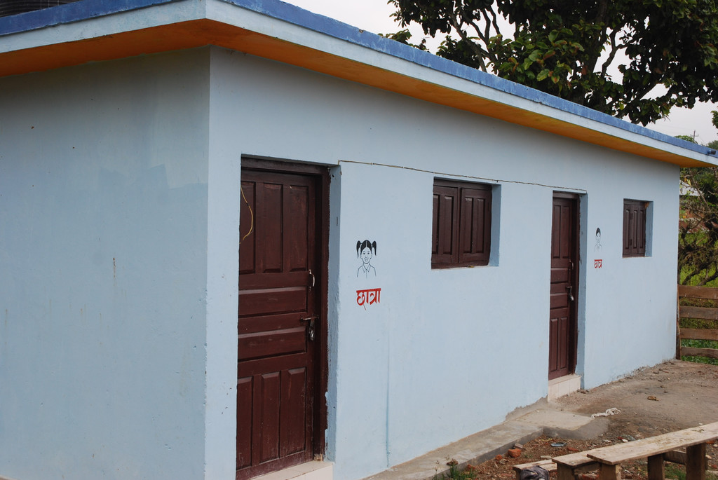 Waschraum nachher.JPG