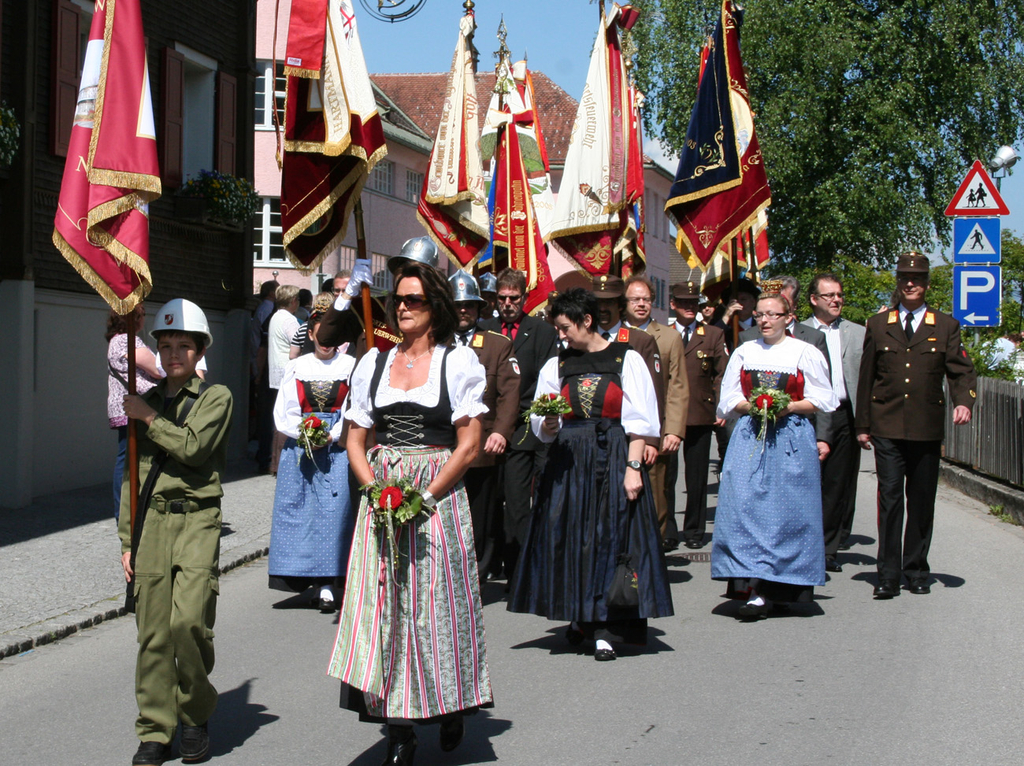 Feuerwehr Festumzug_jpg-1274612830
