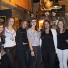 Der Captain lädt die Ladies ein