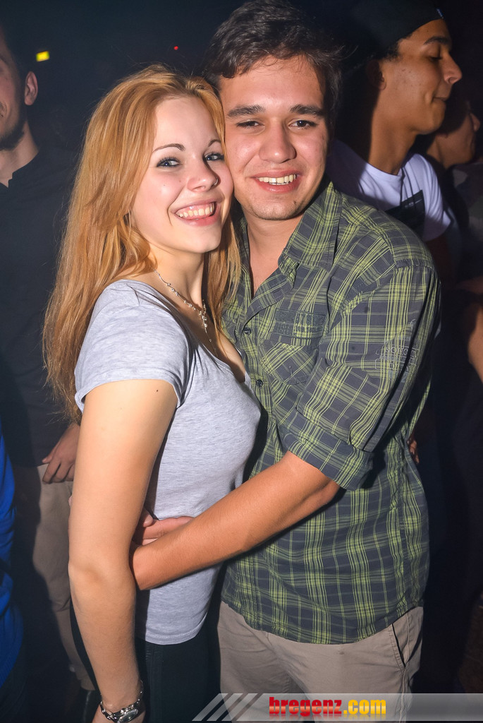14048193.jpg