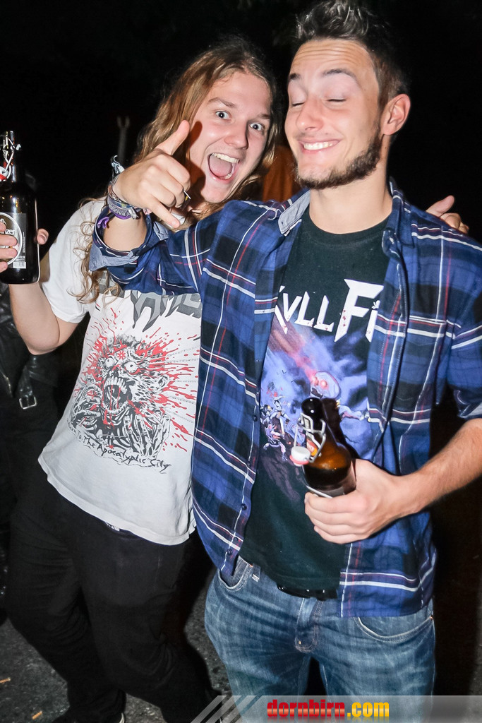 14048384.jpg