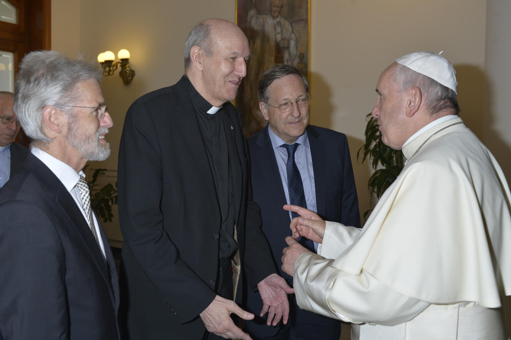 Papstbegegnung Mai 15 _3_.jpg