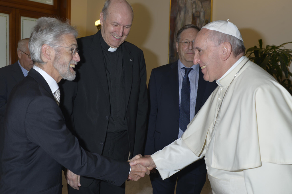 Papstbegegnung Mai 15 _7_.jpg
