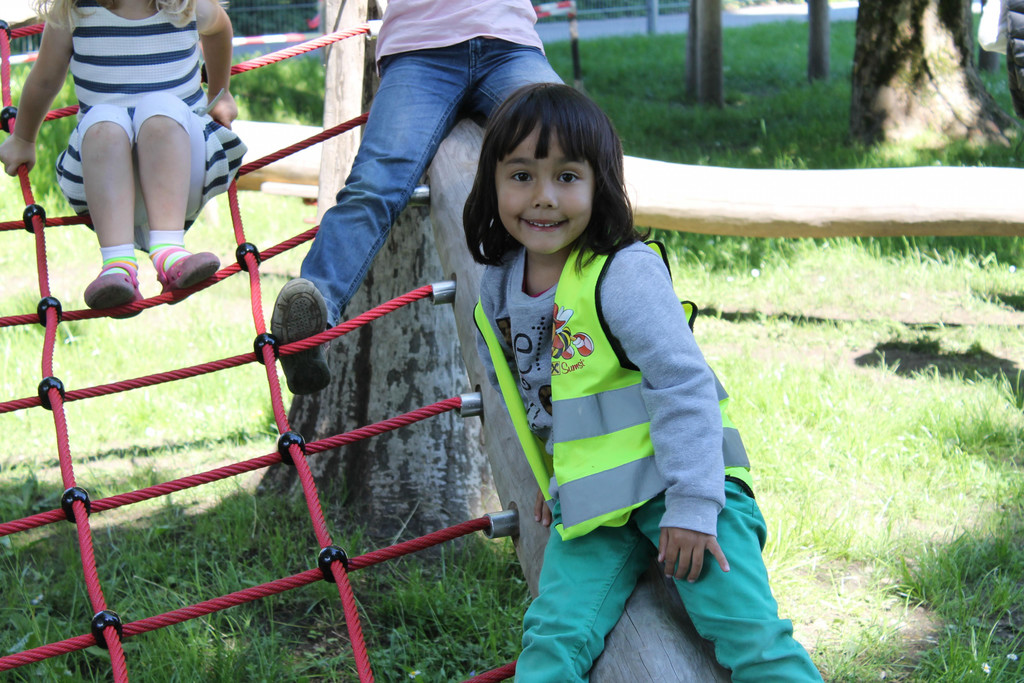 Kinderspielplatz 023.JPG