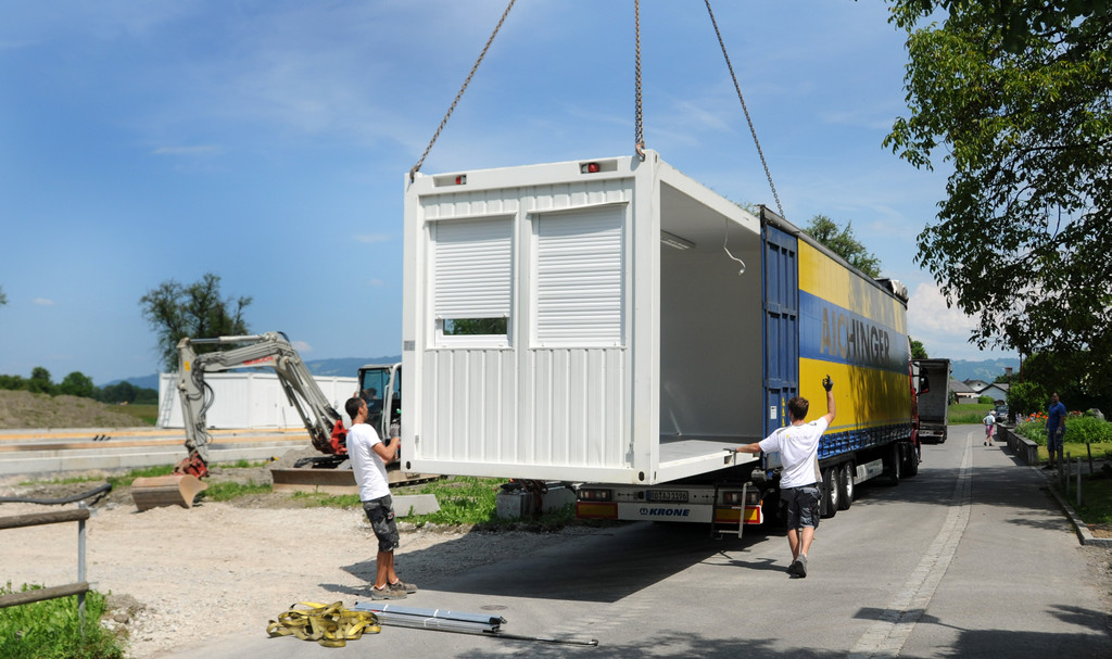 Containeranlieferung 01-06-2015 2.jpg