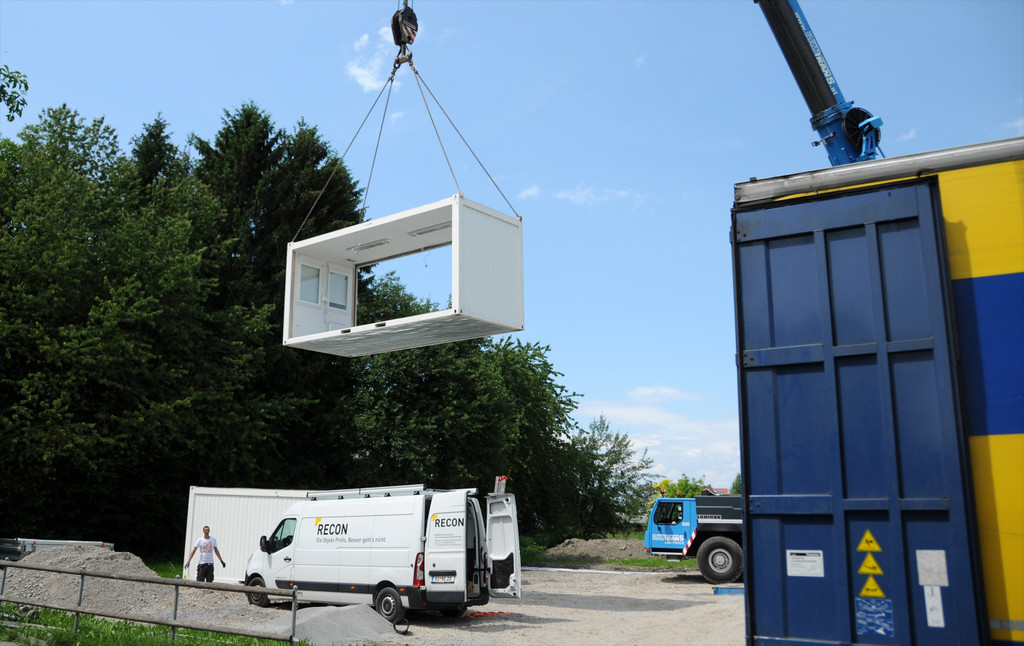 Containeranlieferung 01-06-2015 6.jpg