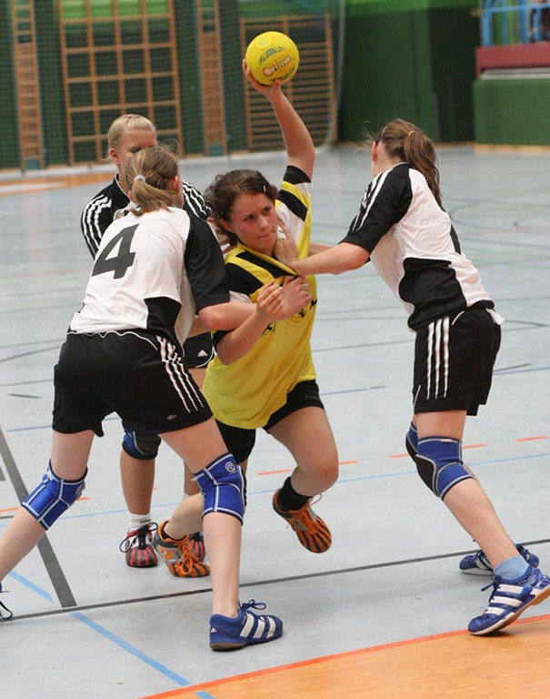 Handball2c _.jpg