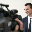 klitschko-hsg2b.jpg