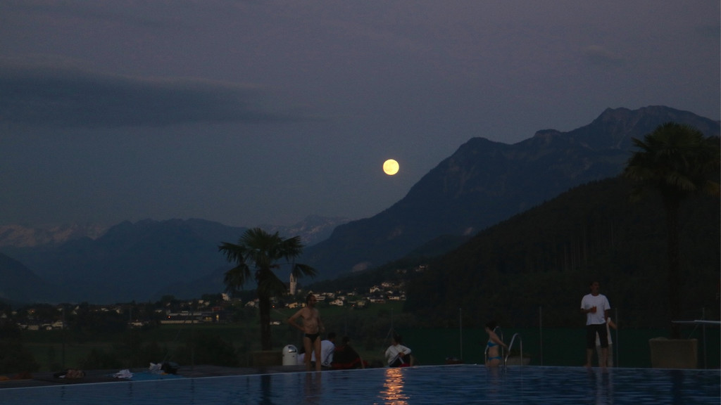 KOE_Felsenau Vollmondschwimmen Juni 2015 20.jpg