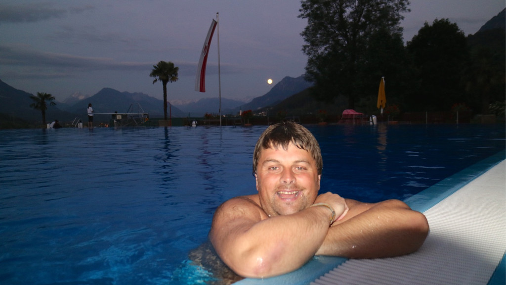 KOE_Felsenau Vollmondschwimmen Juni 2015 21.jpg