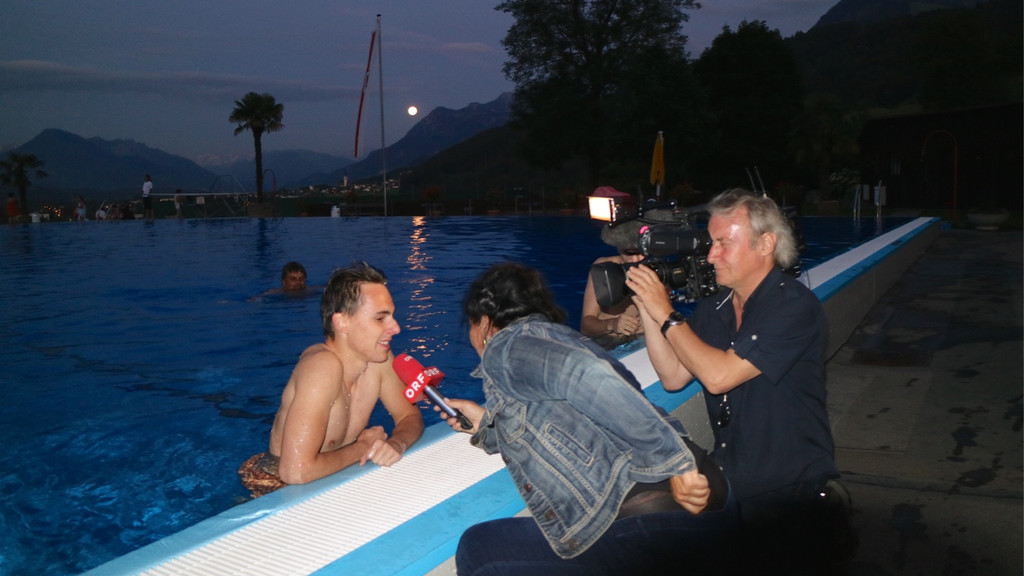 KOE_Felsenau Vollmondschwimmen Juni 2015 25.jpg
