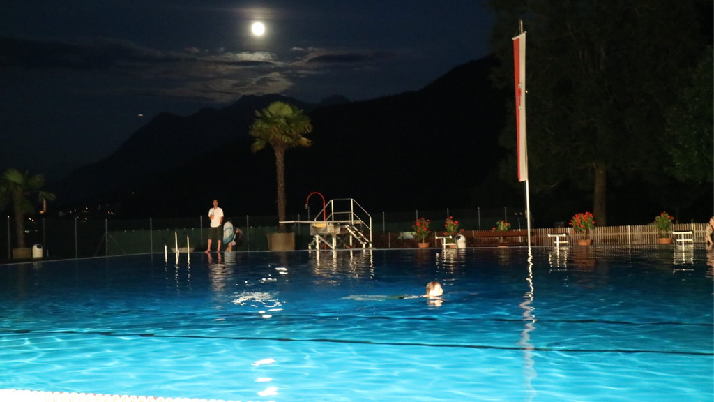 KOE_Felsenau Vollmondschwimmen Juni 2015 35.jpg