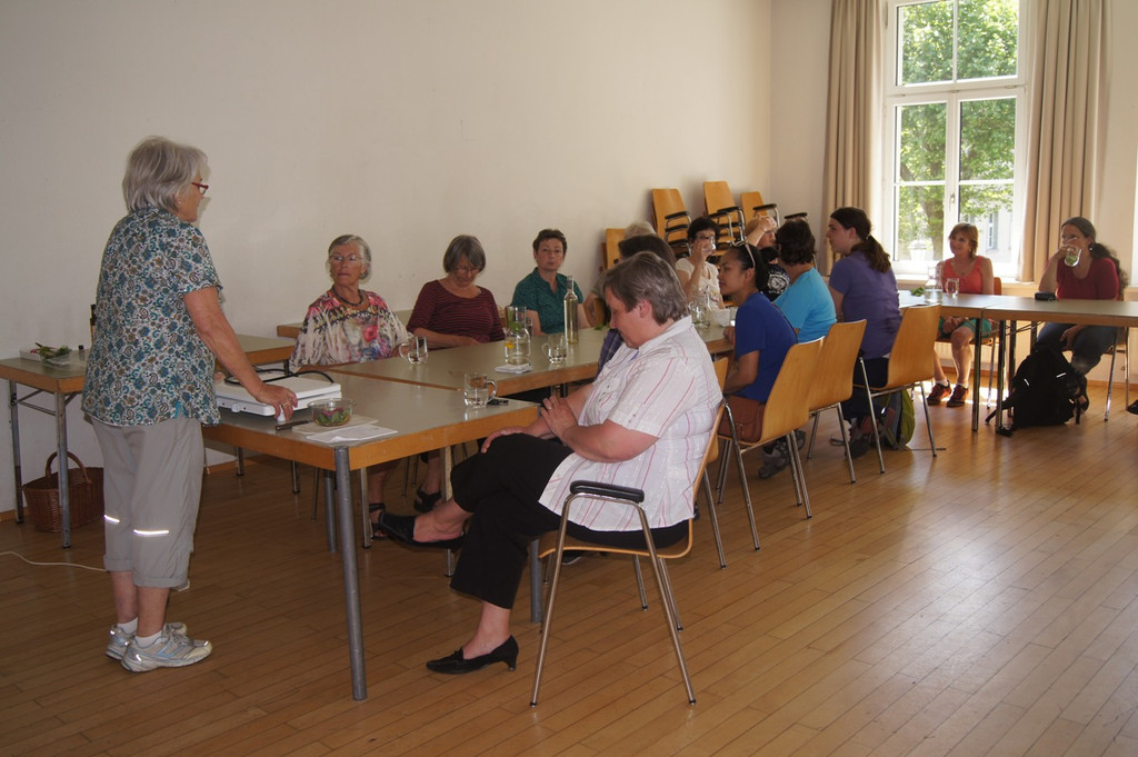 Umweltwoche KR__UTERWANDERUNG Schmid 03-06-2015 _17_.JPG