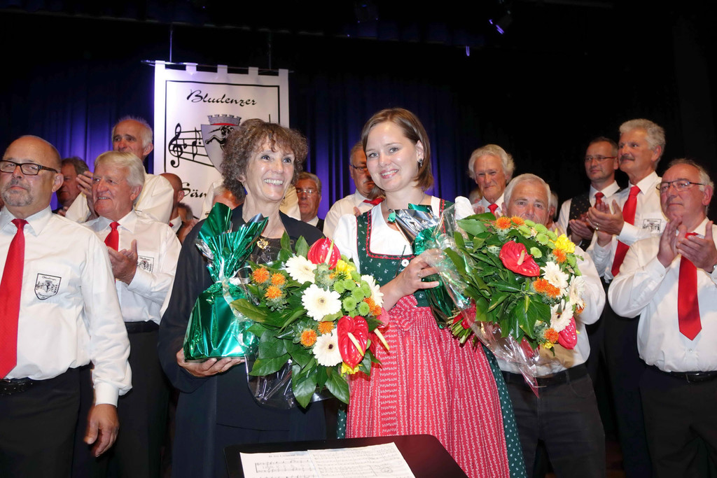 Chorleiterinnen Eva Braito und Caroline Gritzner.
