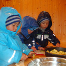 Waldspielgruppe 7_5 _5_.JPG
