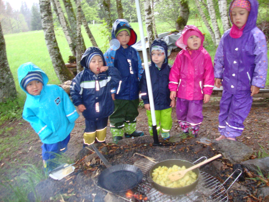 Waldspielgruppe 7_5 _9_.JPG