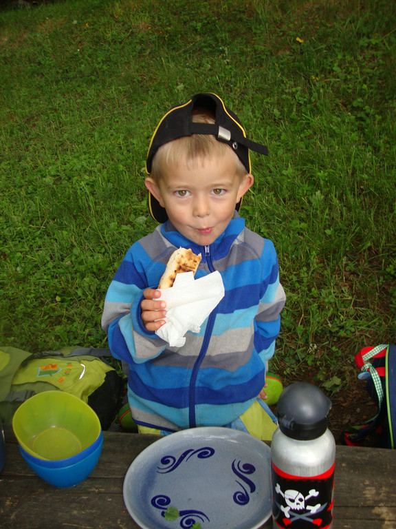 Waldspielgruppe 10_6 _31_.JPG