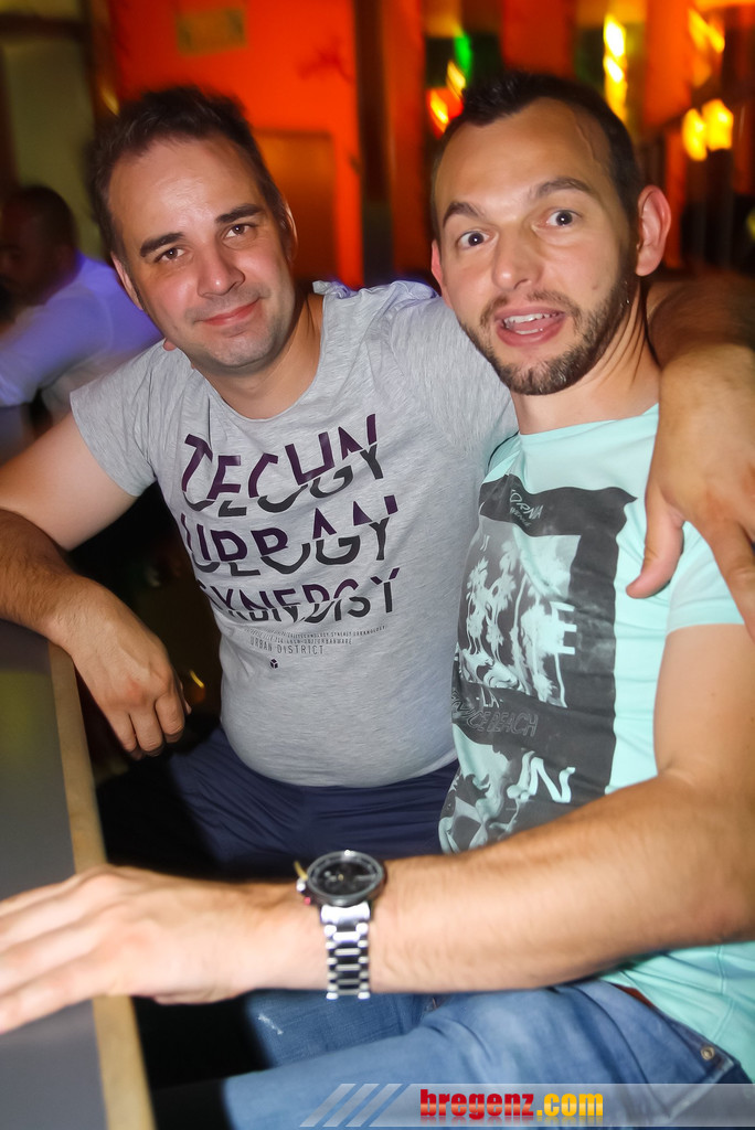 14058454.jpg